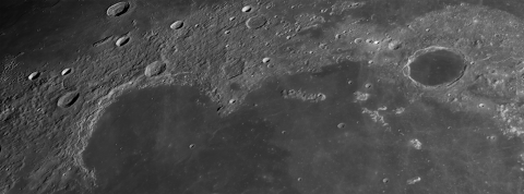 Sinus_Iridum_and_Plato_140113_20h50mUT